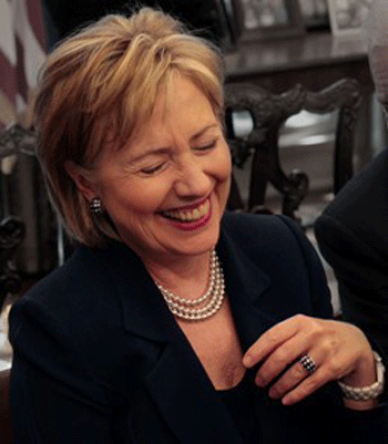 hillary-laughing-350